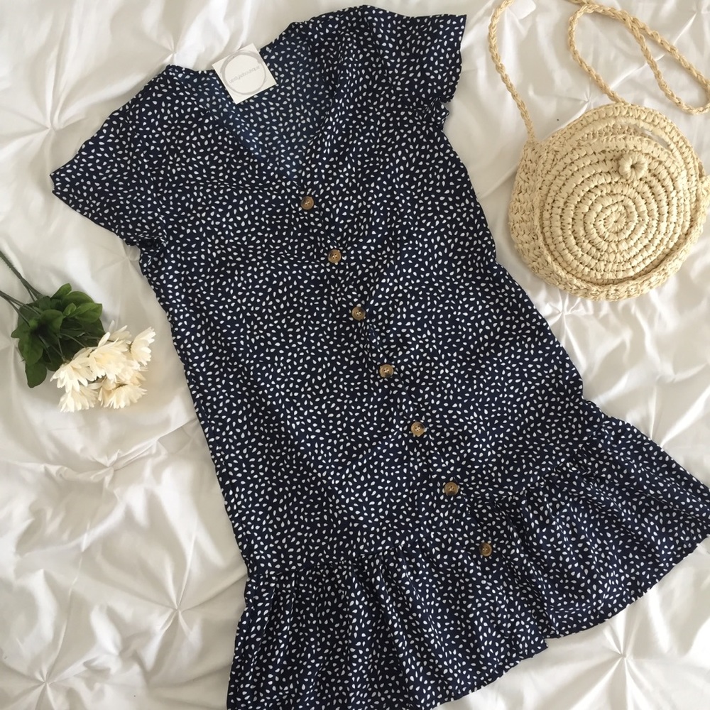 ❗️One Left L❗️NWT Navy Blue Polka Dot Dress - Picture 4 of 4